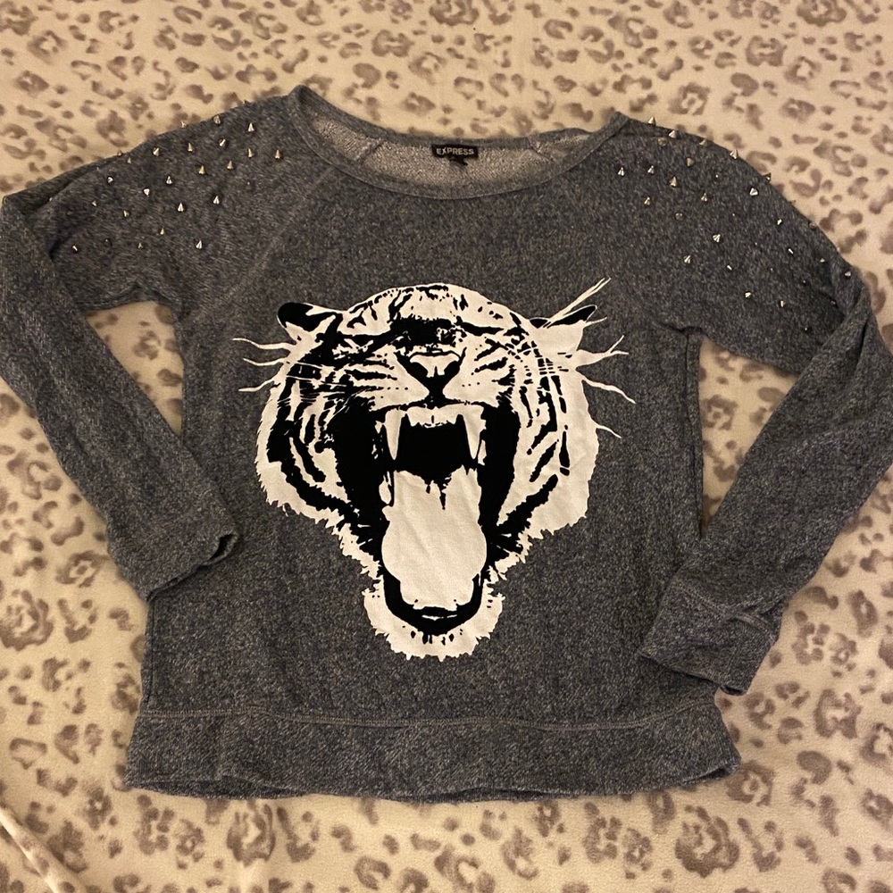 Tiger Crew Neck